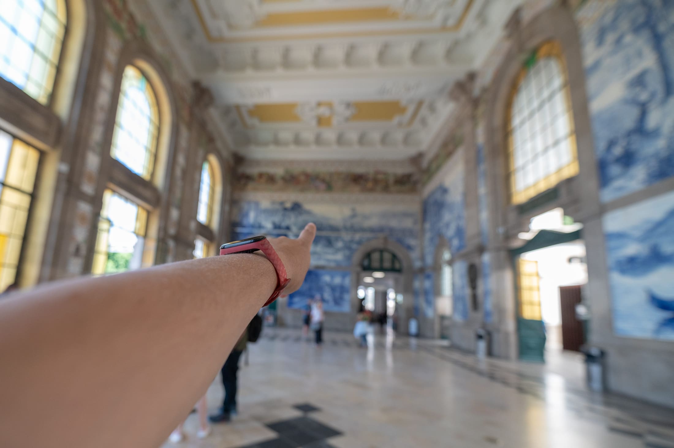 Sao Bento station in Porto before a Douro train day