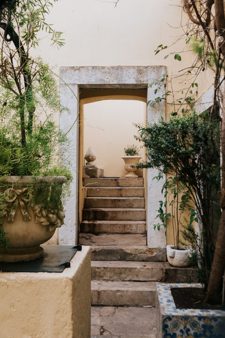 Courtyard steps at Palácio Ramalhete