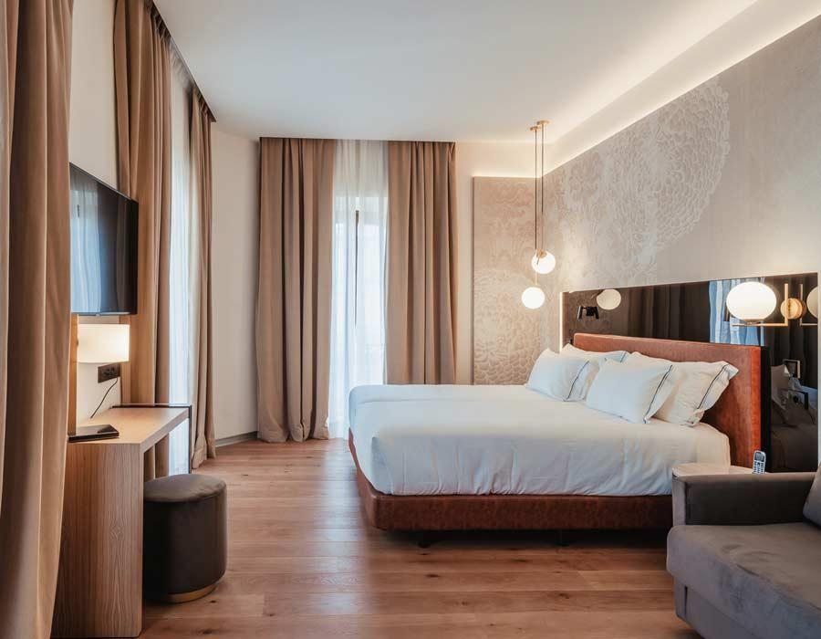 Guest room at Vincci Selección Unuk
