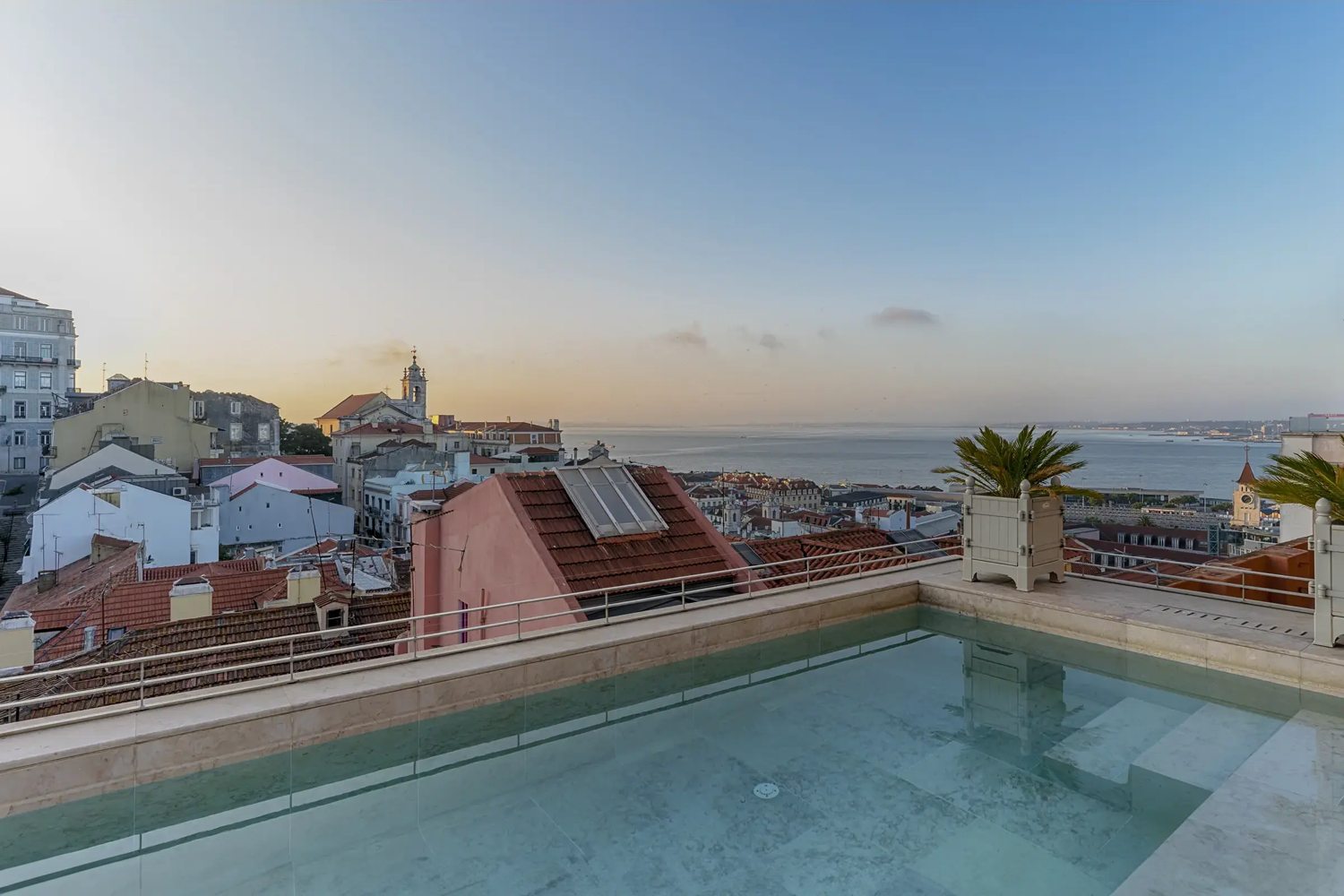 Pool terrace at Verride Palácio Santa Catarina